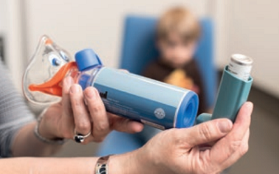 Techniques d’inhalation pour un enfant de moins de 5 ans